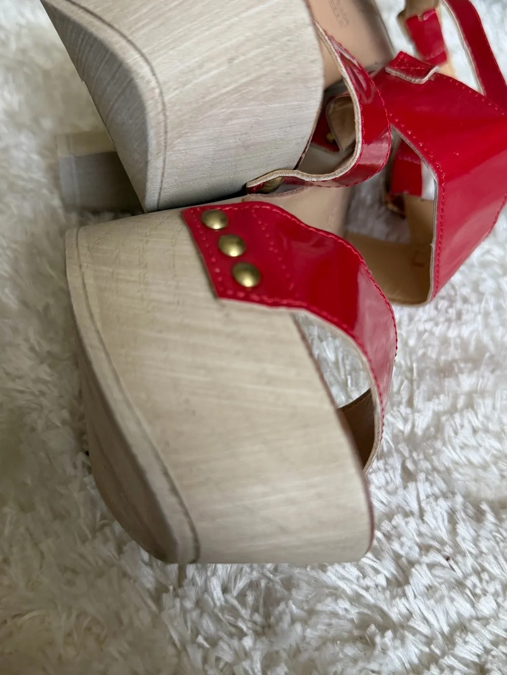 Vera Pelle Red Patent Platform Sandals with Wood-Effect Heel